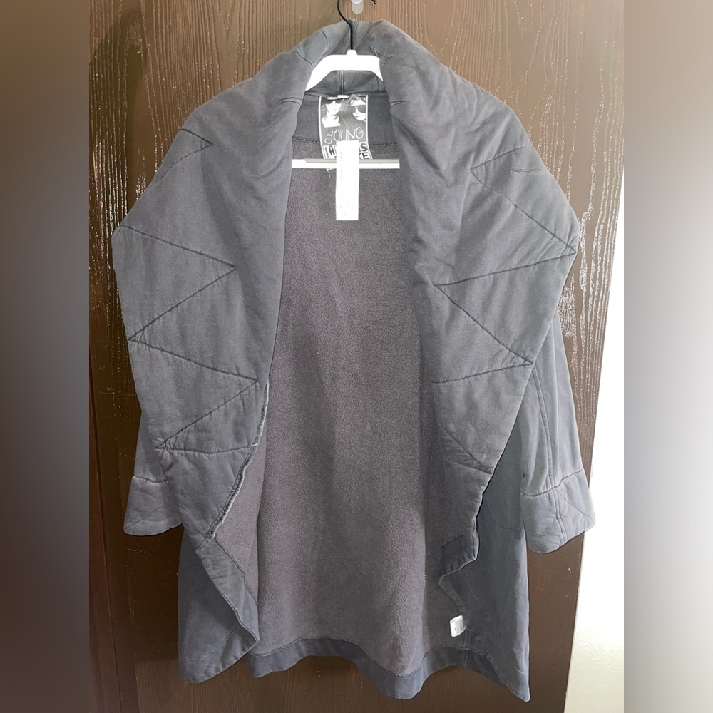 young fabulous and broke Sweater \ Cardigan Size M / L